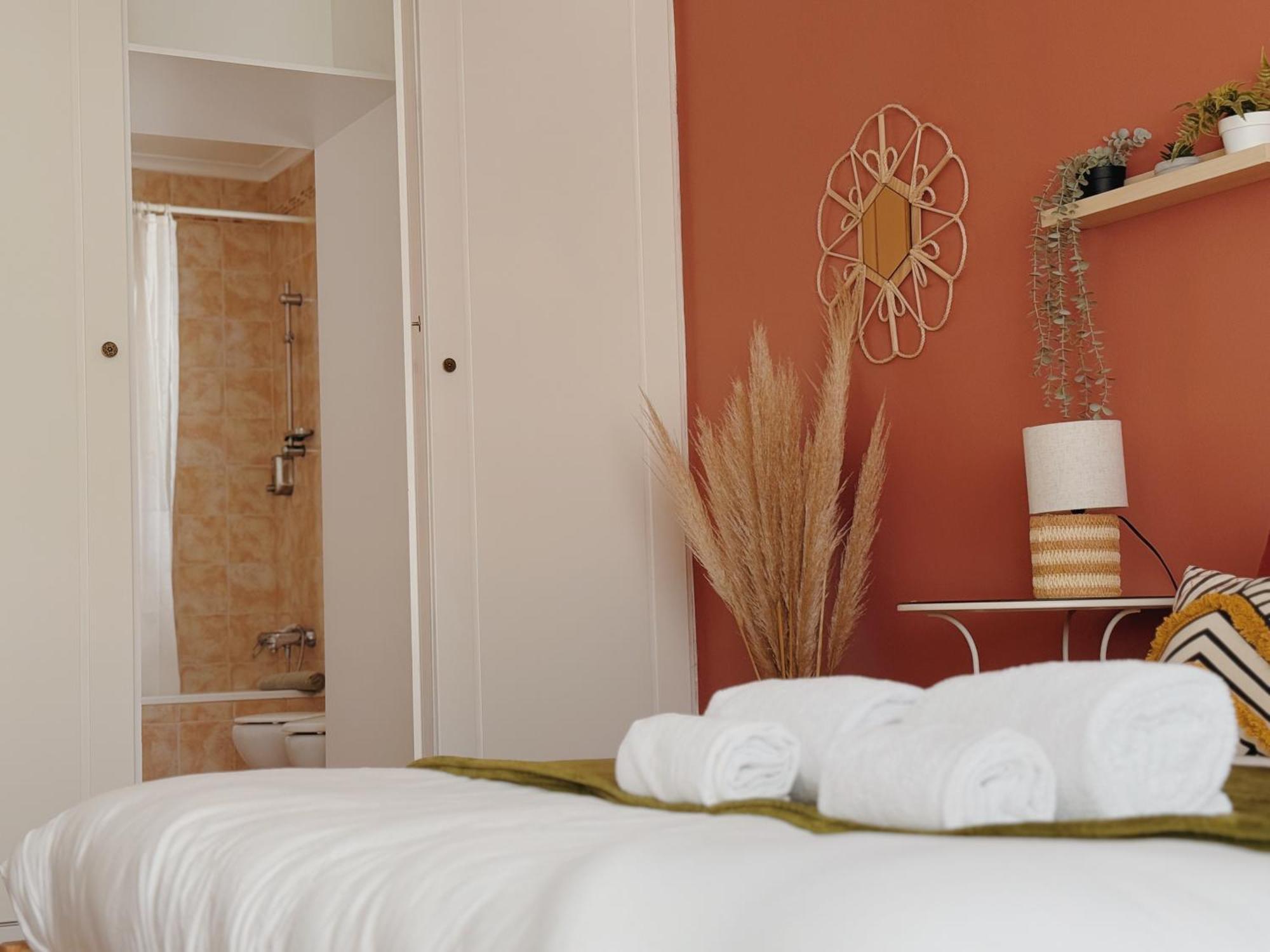 Coastal Garden Paradise Retreat- 6 Min From The Beach Charneca  Kültér fotó